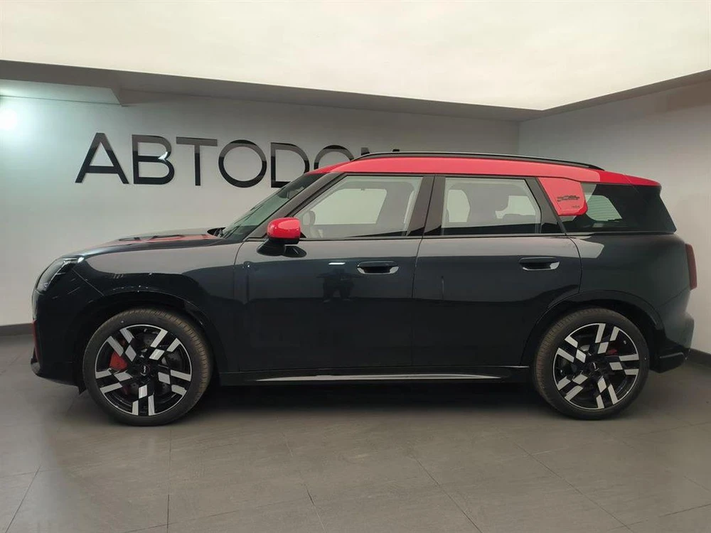 MINI Countryman John Cooper Works Trim John Cooper Works 2.0 AMT 4WD (300 л.с.) фото 2