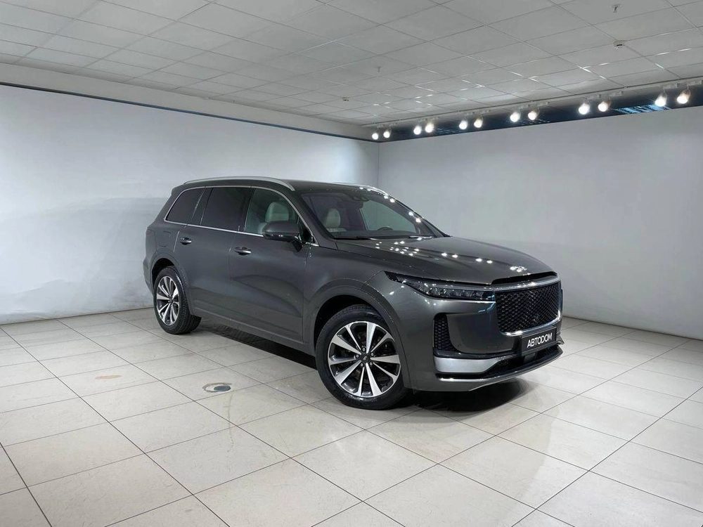 LiXiang One Импорт 1.2hyb CVT 4WD (326 л.с.) фото 3