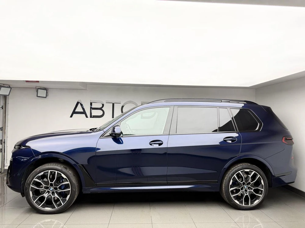 BMW X7 M Sport Pro 3.0d AT 4WD (340 л.с.) фото 2