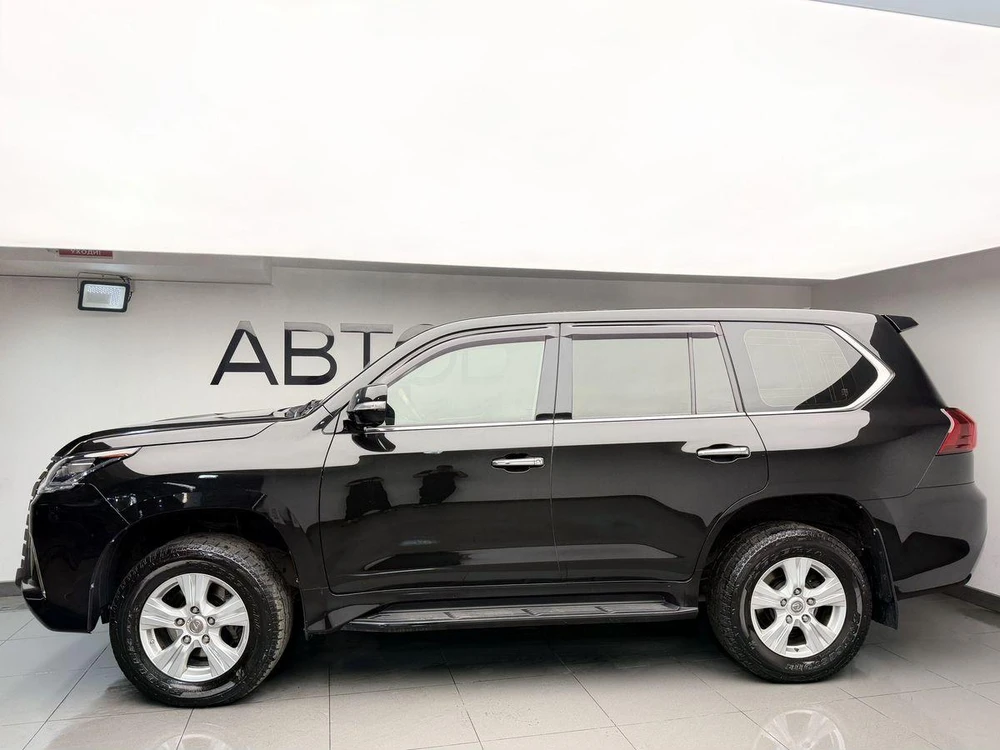 Lexus LX Executive 4.5d AT 4WD (272 л.с.) фото 2
