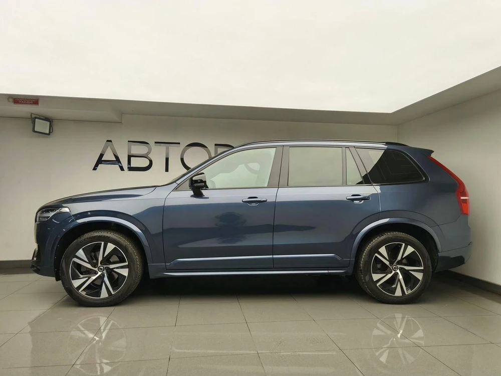 Volvo XC90 Ultimate 2.0 AT 4WD (5 мест) (249 л.с.) фото 2