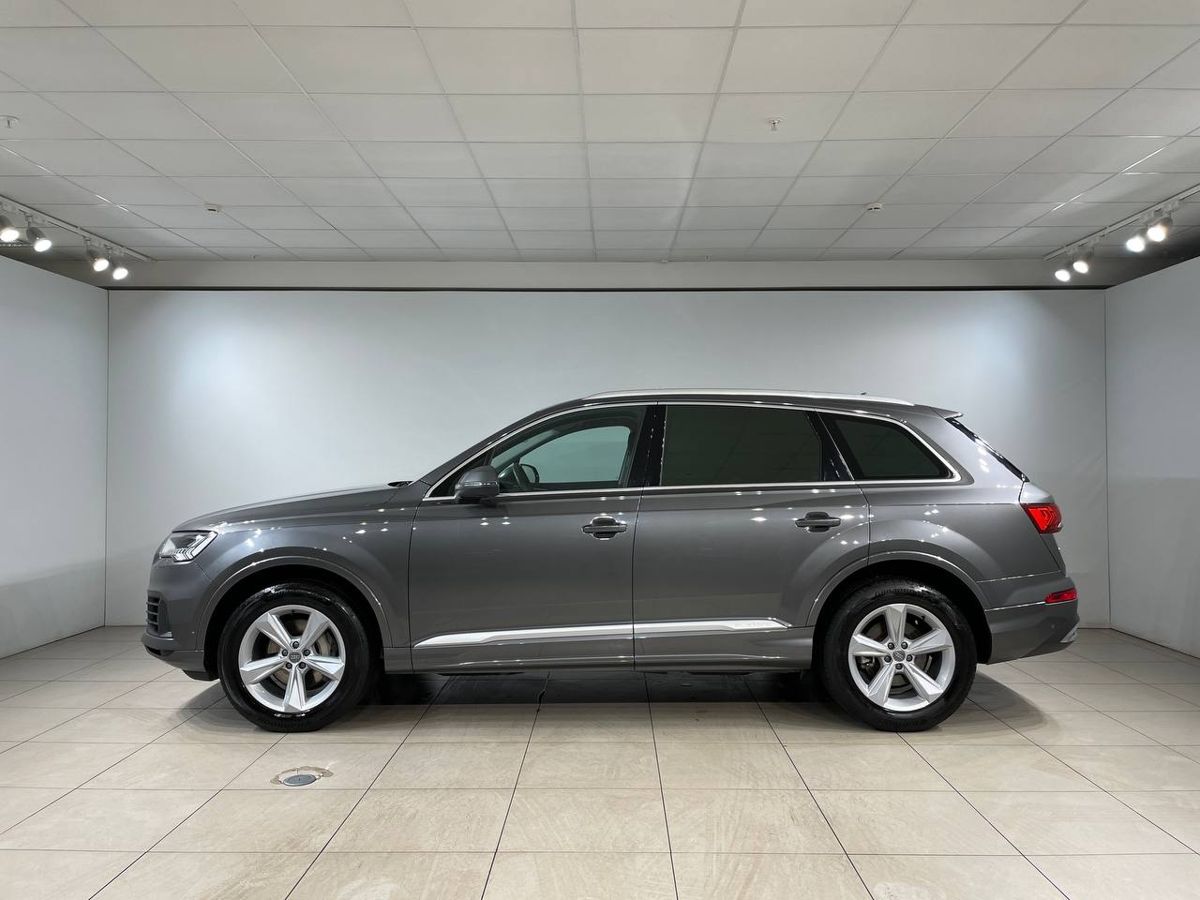 Audi Q7 Base 3.0d AT 4WD (231 л.с.) фото 3