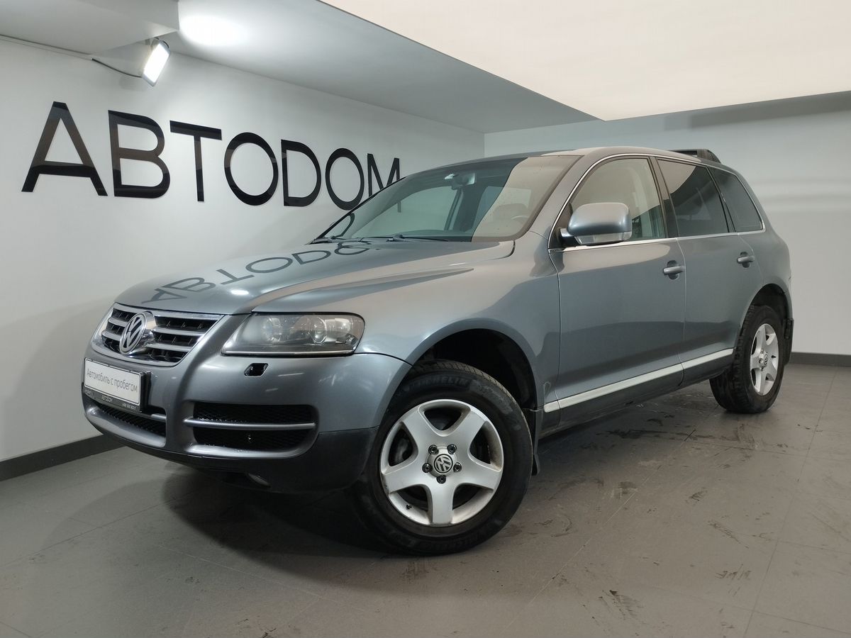 Volkswagen Touareg Base 2.5d AT 4WD (174 л.с.) фото 1