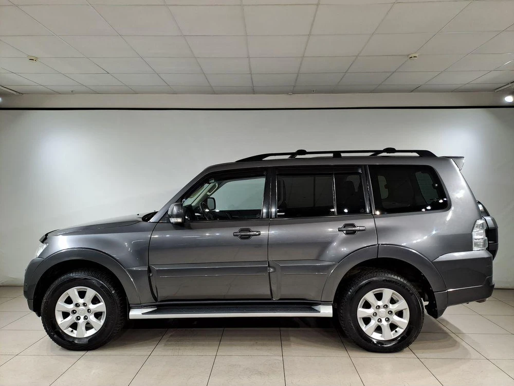 Mitsubishi Pajero GLS 3.0 AT 4WD (178 л.с.) фото 3