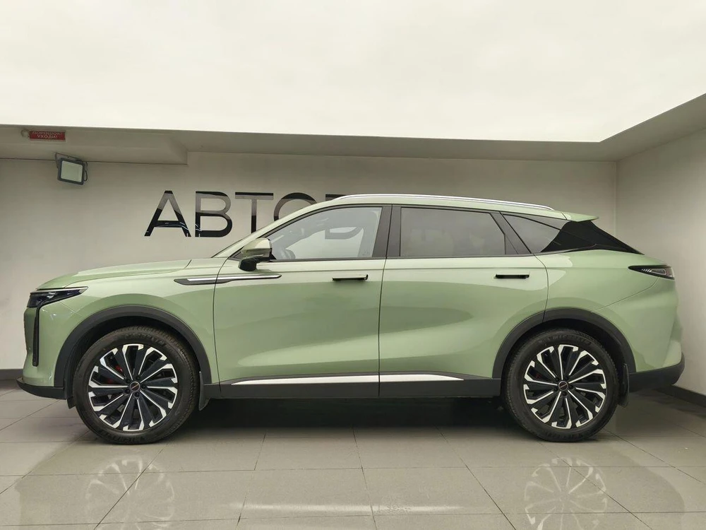 EXEED RX Prestige 2.0 AMT 4WD (249 л.с.) фото 2
