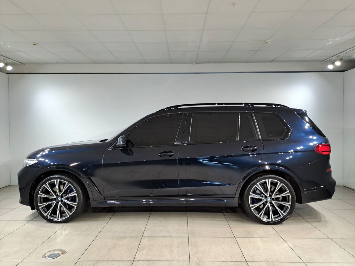 BMW X7 M Sport Pro 3.0d AT 4WD (249 л.с.) фото 2