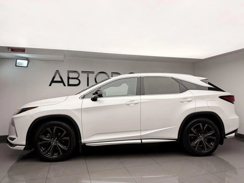 Lexus RX Base 2.0 AT 4WD (238 л.с.) фото 2
