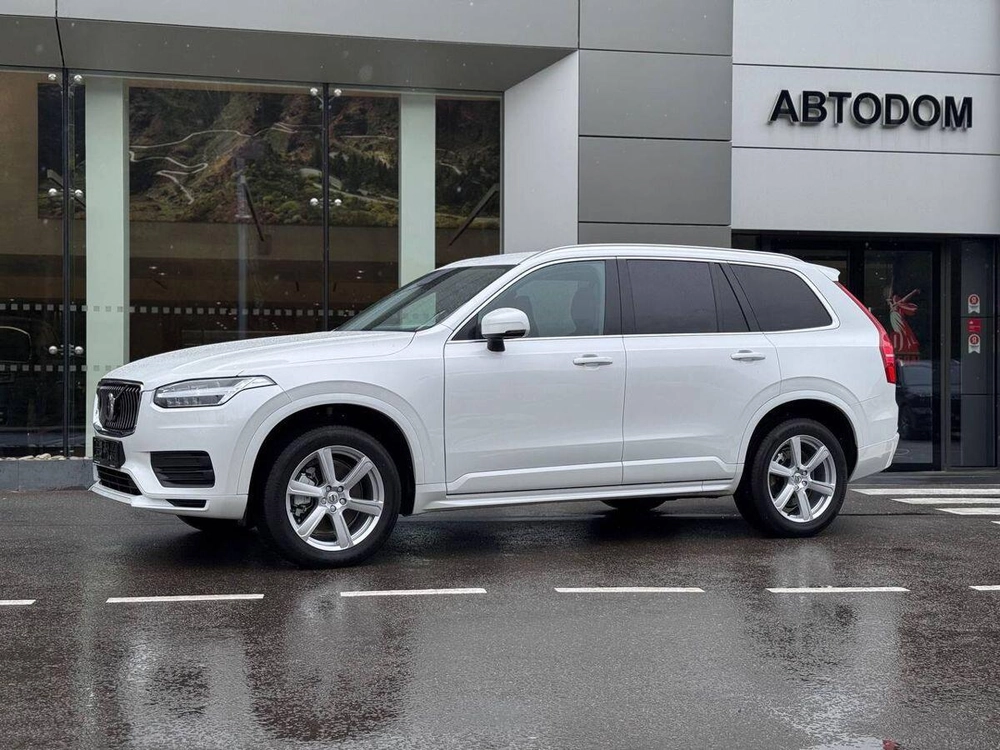 Volvo XC90 Momentum 2.0 AT 4WD (7 мест) (249 л.с.) фото 2