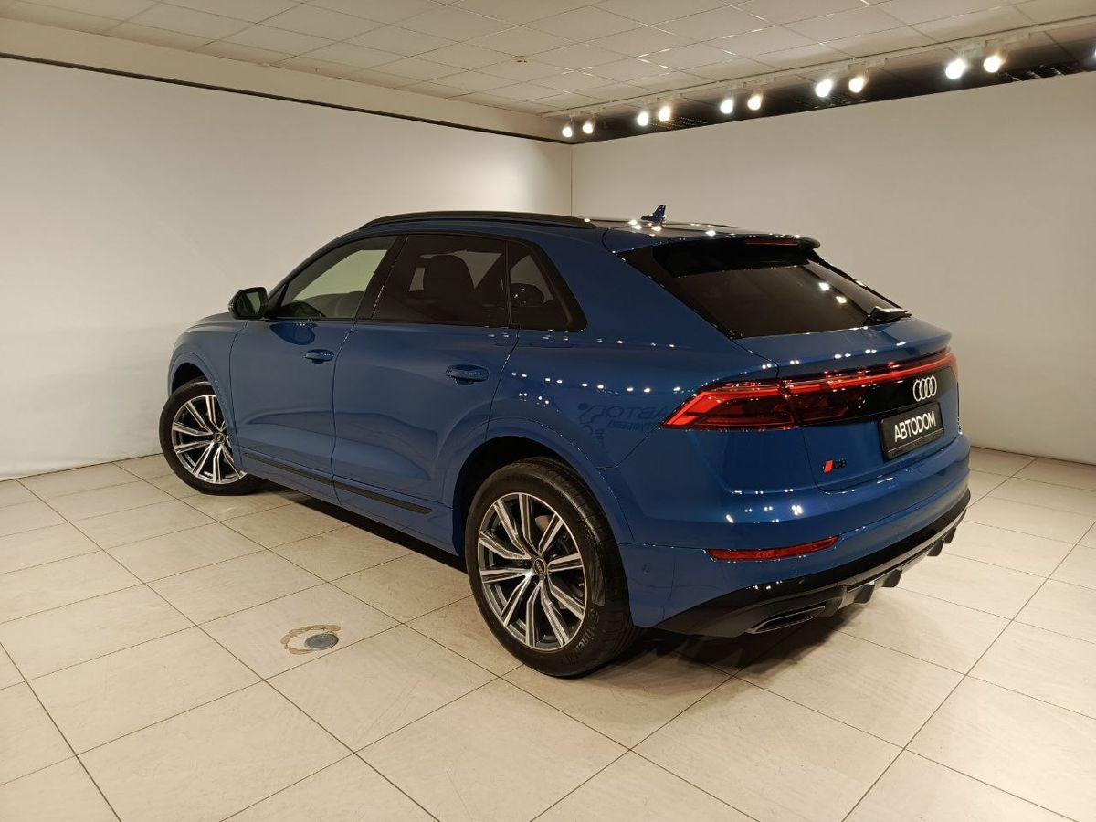 Audi Q8 55 TFSI 3.0 AT 4WD (340 л.с.) фото 3