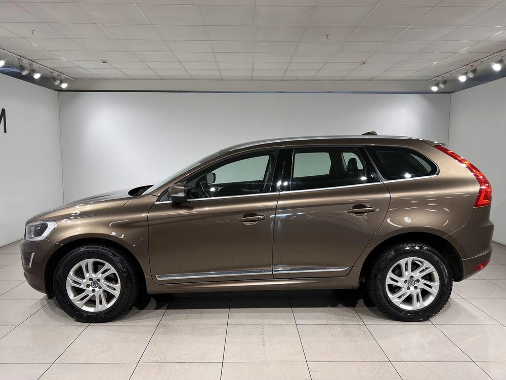 Volvo XC60 Импульс / Momentum 2.4d AT 4WD (190 л.с.) фото 3