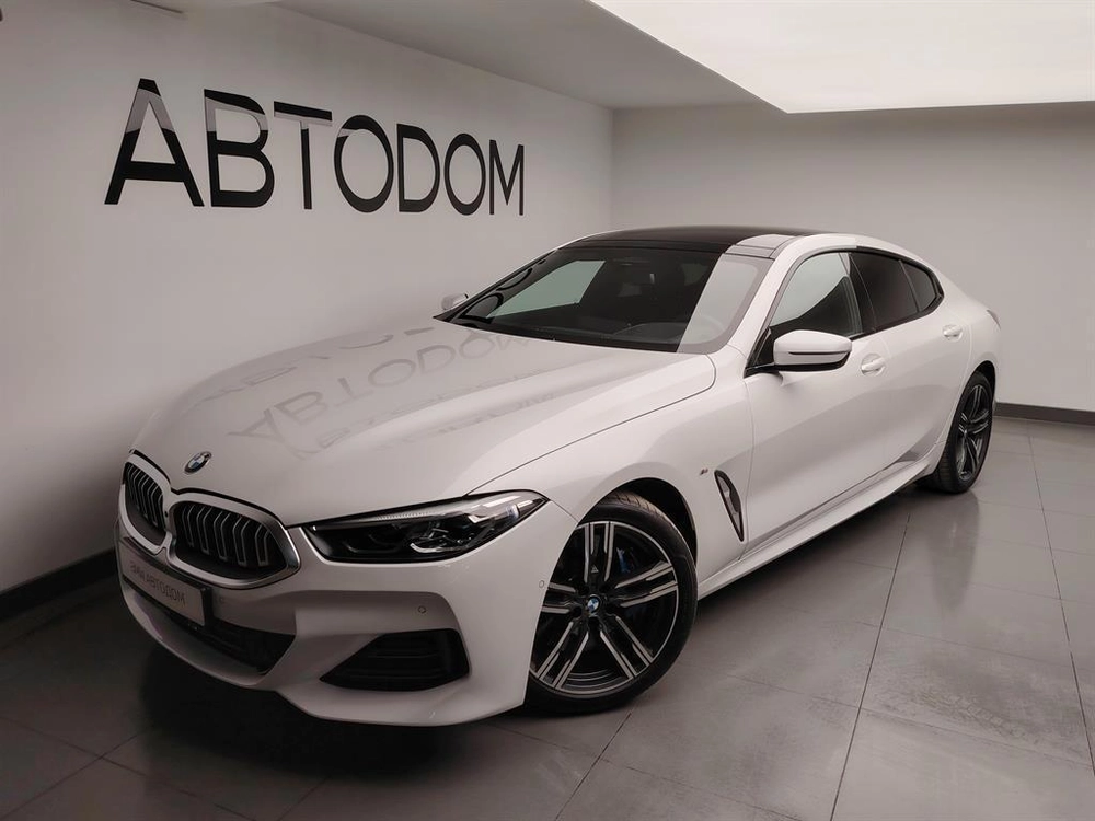 BMW 8 серии Base 3.0 AT (335 л.с.) фото 1