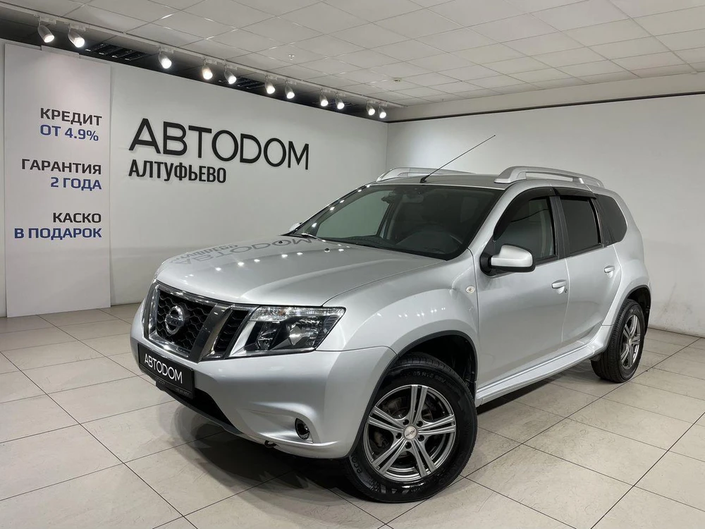 Nissan Terrano Elegance 2.0 AT 4WD (143 л.с.) фото 1