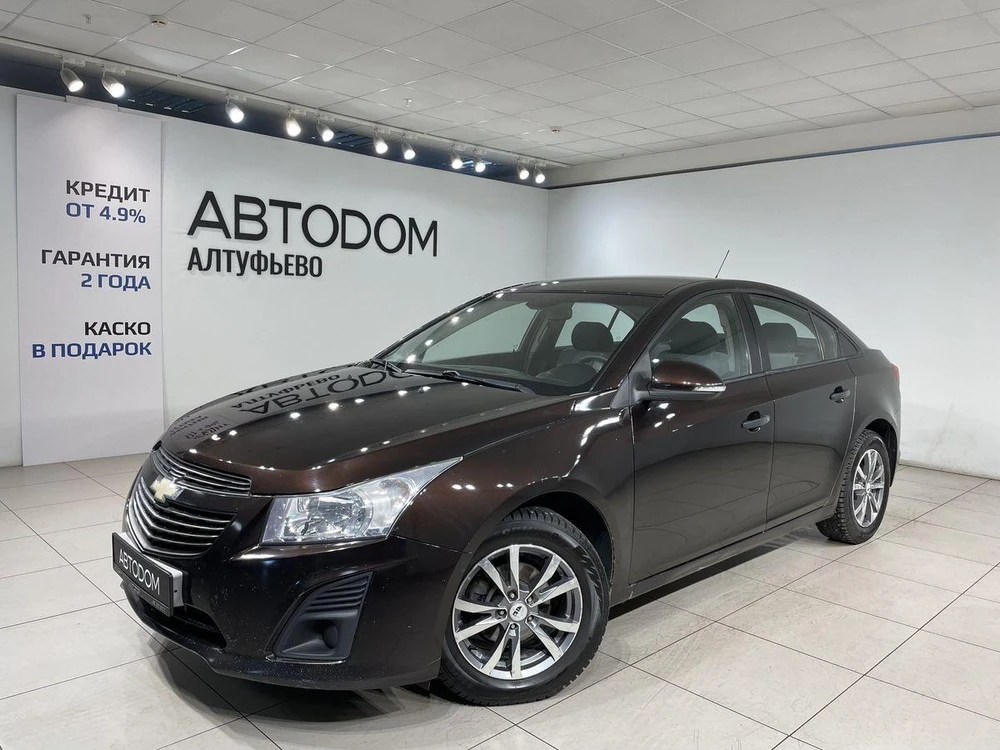 Chevrolet Cruze LS 1.6 AT (109 л.с.) фото 1