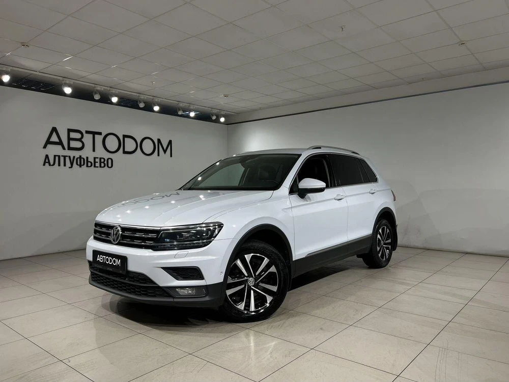 Volkswagen Tiguan Connect Plus 1.4 AMT 4WD (150 л.с.) фото 1