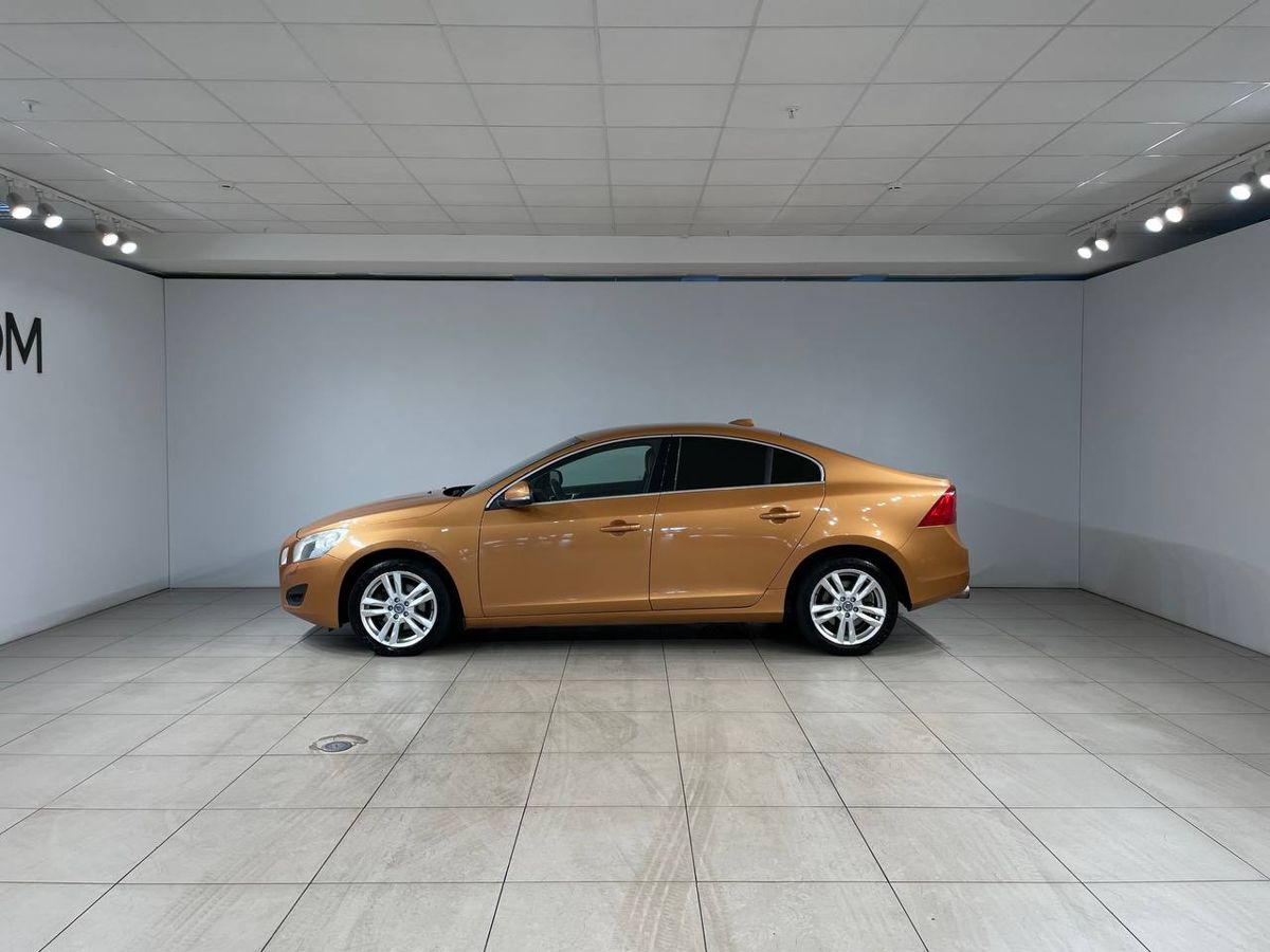 Volvo S60 Summum 2.0 AT (180 л.с.) фото 3