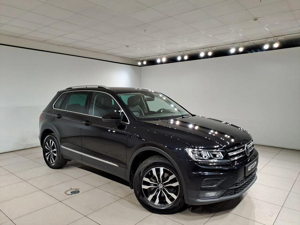 Volkswagen Tiguan Connect Plus 2.0d AMT 4WD (150 л.с.) фото 2