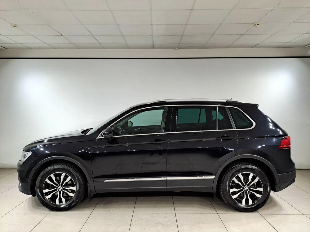 Volkswagen Tiguan Connect Plus 2.0d AMT 4WD (150 л.с.) фото 3