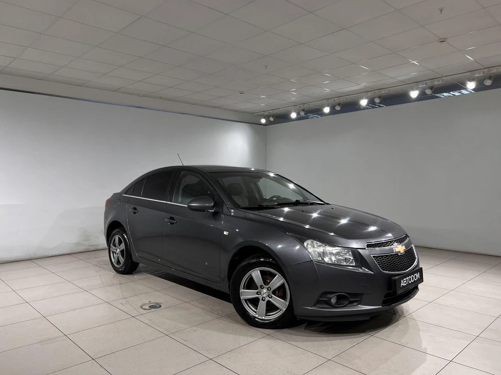 Chevrolet Cruze LT sedan 1PR69KBF1 1.8 AT (141 л.с.) фото 2