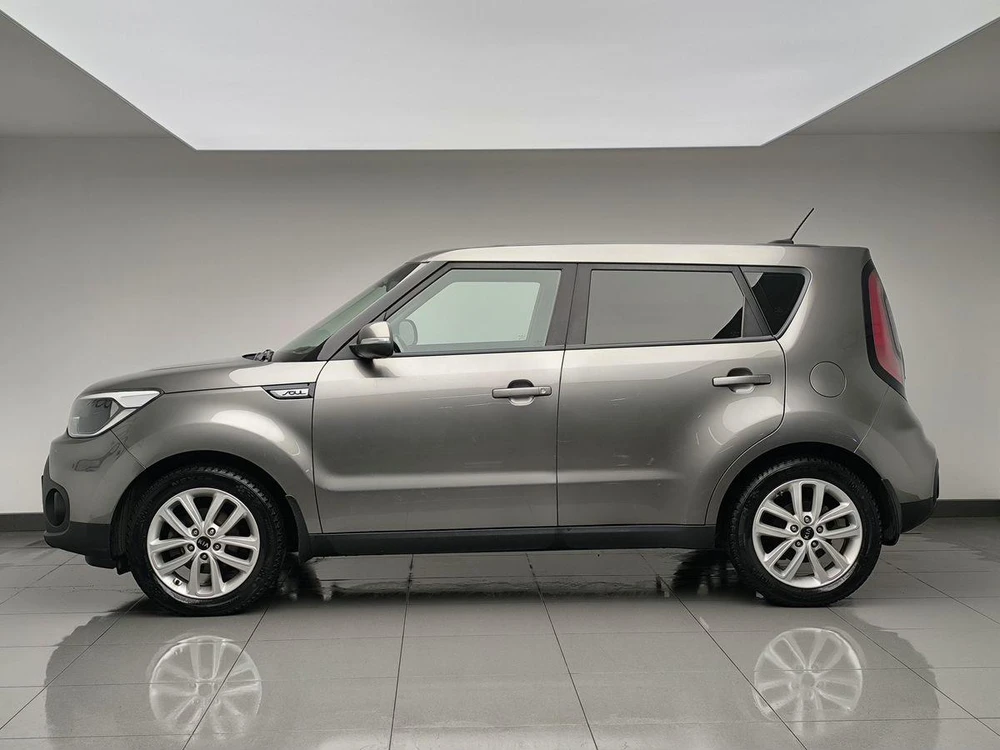 Kia Soul Luxe 1.6 AT (132 л.с.) фото 2