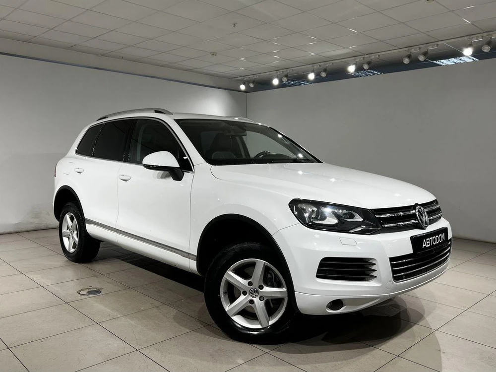 Volkswagen Touareg Base 3.6 AT 4WD (249 л.с.) фото 2