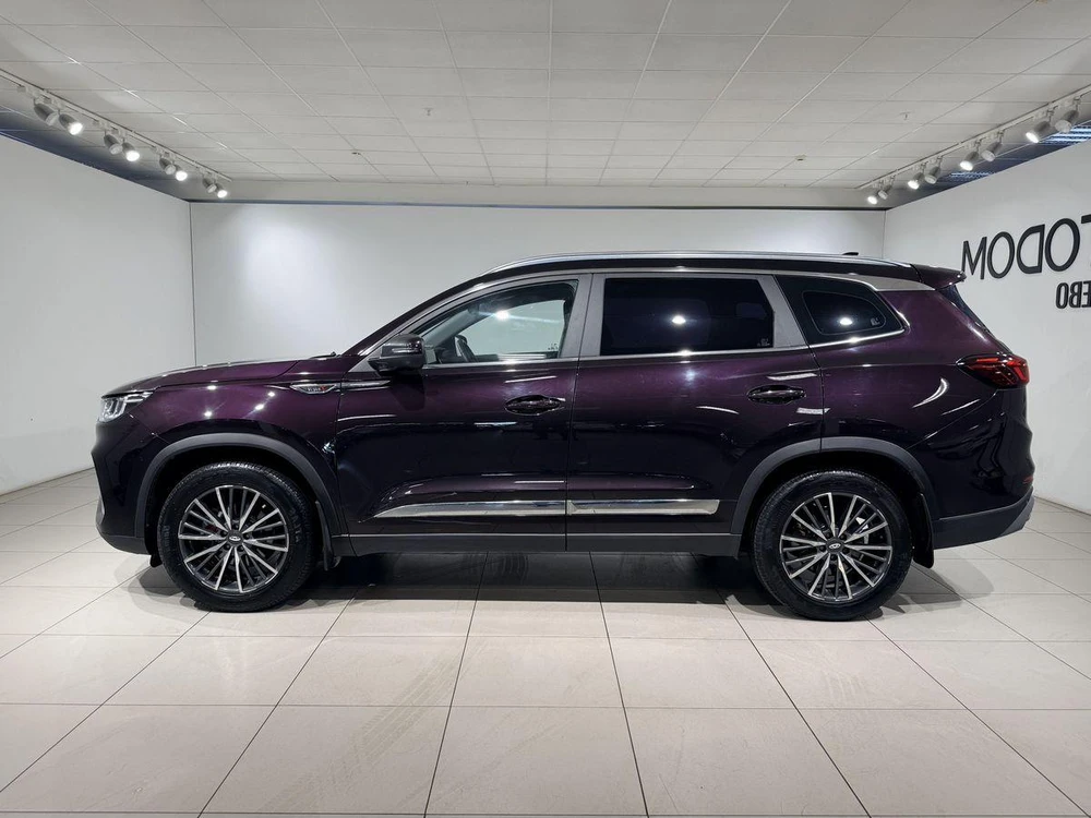 CHERY Tiggo 8 Pro Ultimate 1.6 AMT (186 л.с.) фото 3