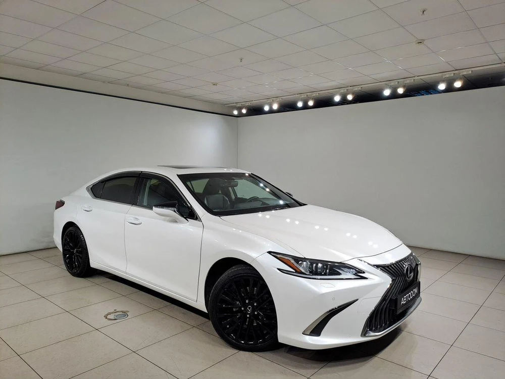 Lexus ES F Sport 2.5 AT (200 л.с.) фото 2