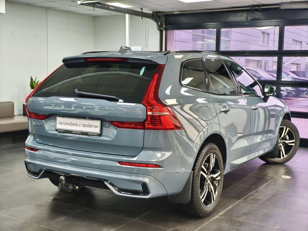 Volvo XC60 R-Design 2.0 AT 4WD (249 л.с.) фото 3