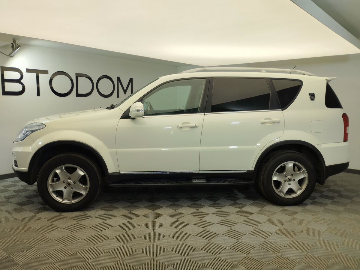 SsangYong Rexton Luxury 2.0d AT 4WD (155 л.с.) фото 2