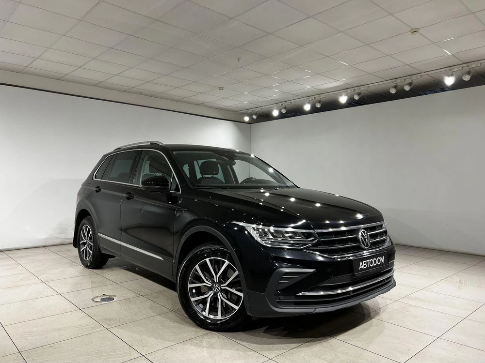 Volkswagen Tiguan Status 2.0 AMT 4WD (180 л.с.) фото 2