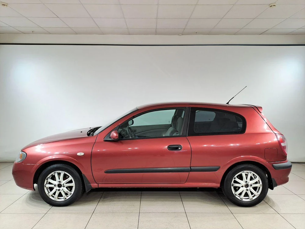 Nissan Almera Base 1.8 AT (114 л.с.) фото 3