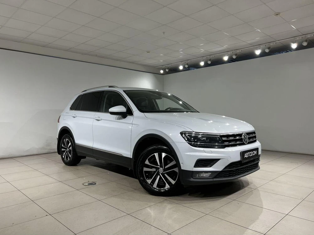 Volkswagen Tiguan Connect Plus 1.4 AMT 4WD (150 л.с.) фото 2