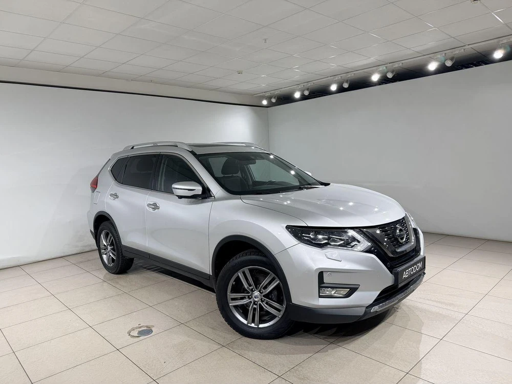 Nissan X-Trail SE Top (2018-2020) 2.0 CVT 4WD (144 л.с.) фото 2
