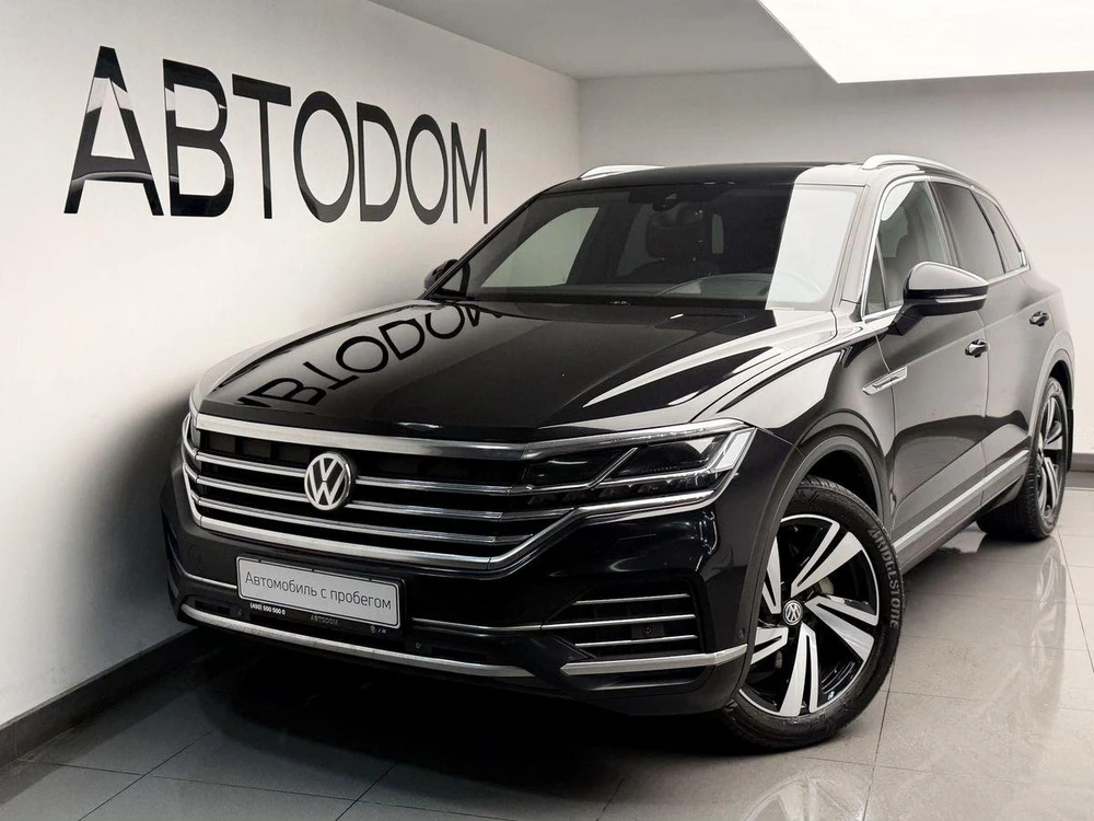 Volkswagen Touareg Status 3.0d AT 4WD (249 л.с.) фото 1