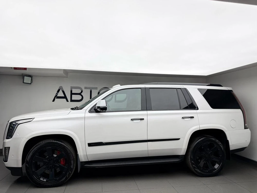 Cadillac Escalade Premium ESV 6.2 AT 4WD (426 л.с.) фото 2