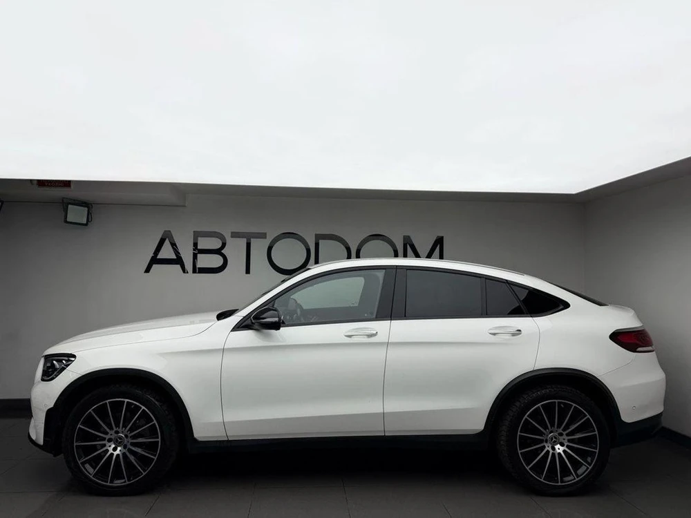 Mercedes-Benz GLC coupe Sport 300 2.0 AT 4Matic (249 л.с.) фото 2