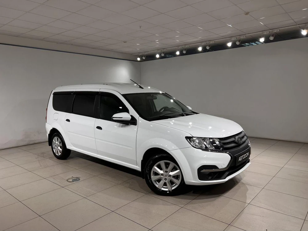 Lada (ВАЗ) Largus Comfort 1.6 MT (90 л.с.) фото 2