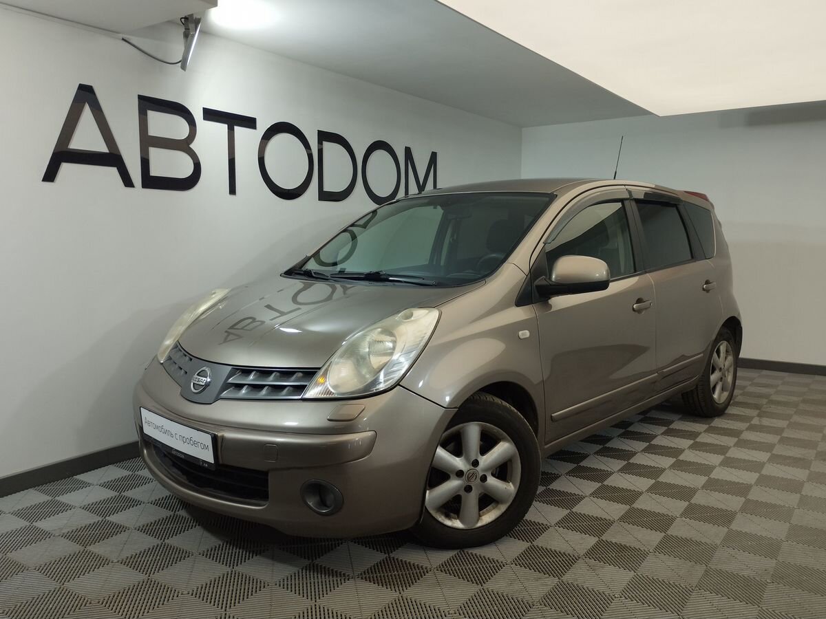 Nissan Note Luxury +climate-control 1.6 AT (110 л.с.) фото 1