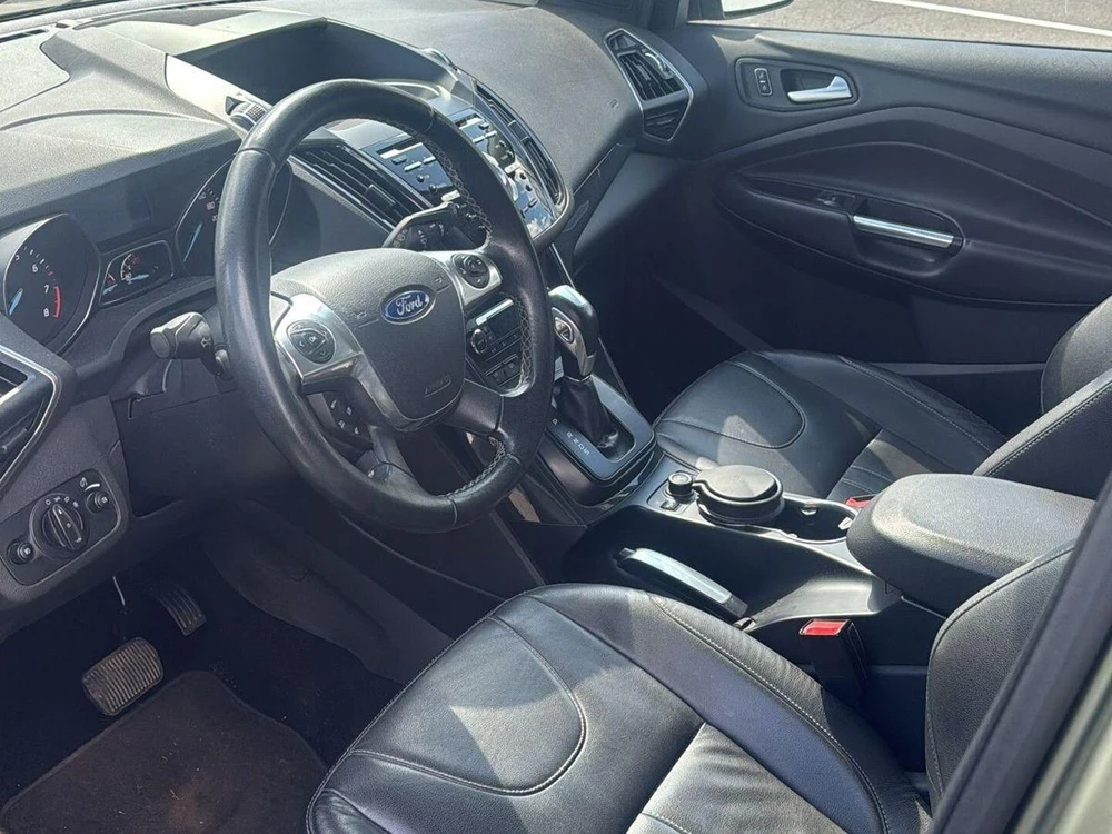 Ford Kuga Titanium Plus 1.6 AT 4WD (182 л.с.) фото 3
