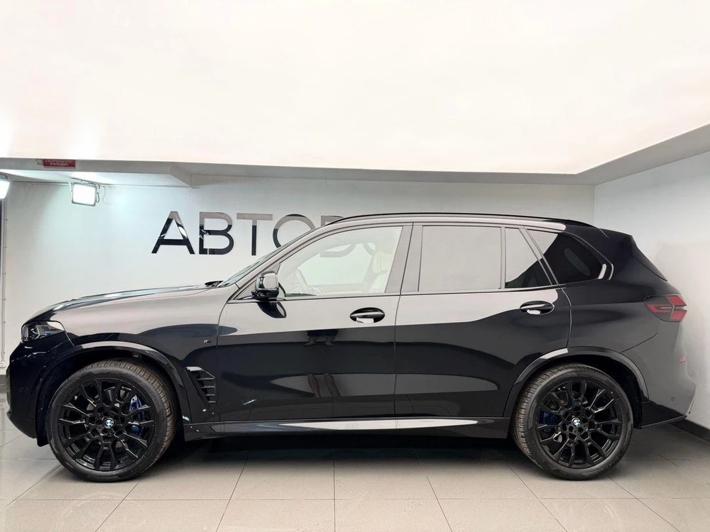 BMW X5 M Sport Pro 3.0d AT 4WD (286 л.с.) фото 2