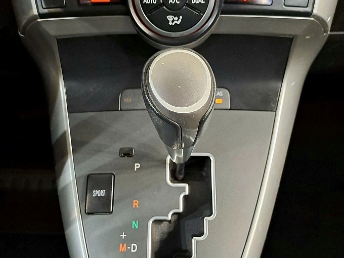 Verso Элеганс 1.8 CVT (147 л.с.) фото 12