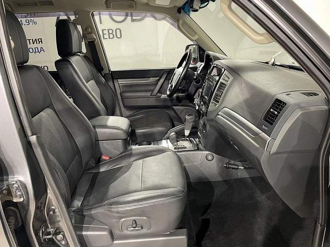 Pajero GLS 3.0 AT 4WD (178 л.с.) фото 10