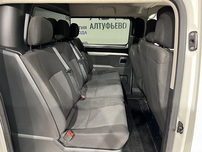 Vivaro Base 2.0d MT (150 л.с.) фото 12