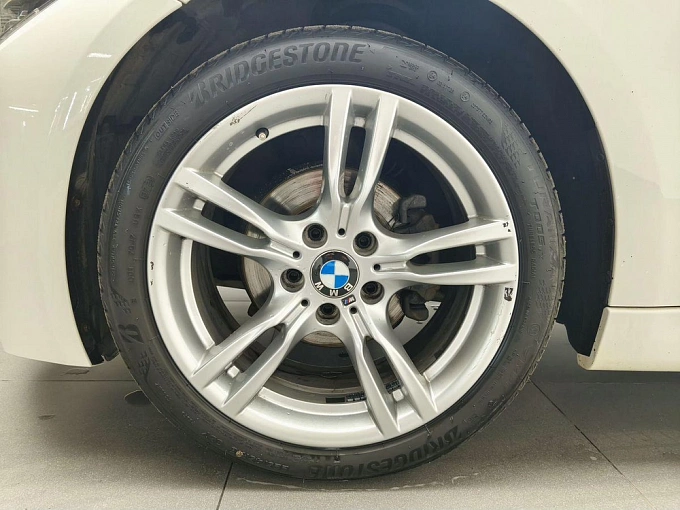 3 серии M Sport 320 2.0 AT 4WD (184 л.с.) фото 22