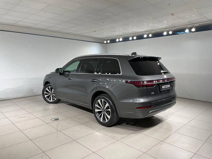 One Импорт 1.2hyb CVT 4WD (326 л.с.) фото 7