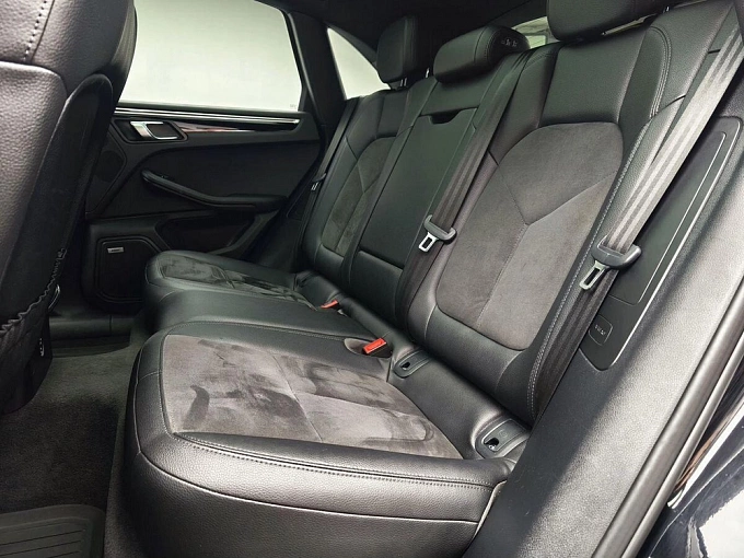 Macan Base 2.0 AMT 4WD (252 л.с.) фото 17