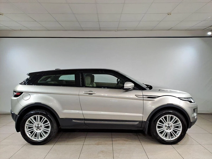 Range Rover Evoque Base 2.2d 9AT 4WD (190 л.с.) фото 7