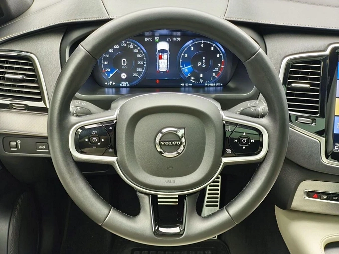 XC90 Ultimate 2.0 AT 4WD (5 мест) (249 л.с.) фото 25