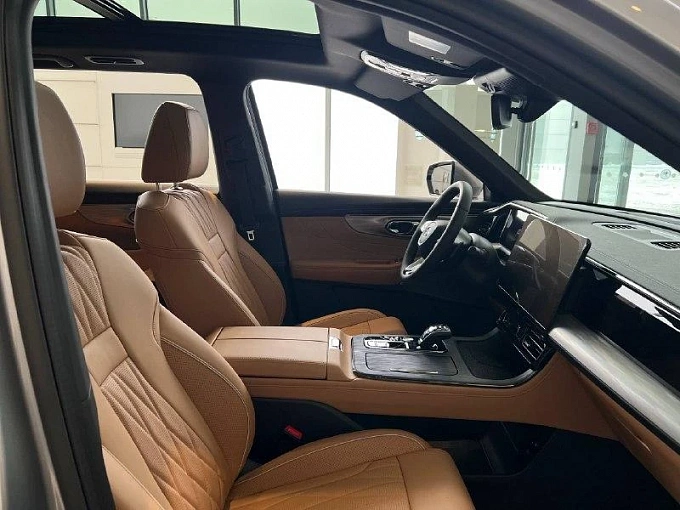 GS8 GX Premium 2.0 AT 4WD (231 л.с.) фото 8