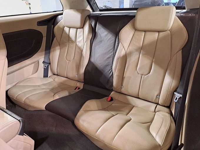 Range Rover Evoque Base 2.2d 9AT 4WD (190 л.с.) фото 12