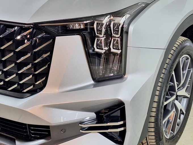 GS8 GX Premium 2.0 AT 4WD (231 л.с.) фото 15